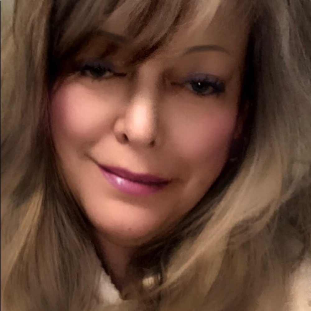 Meet your Posher, Karey